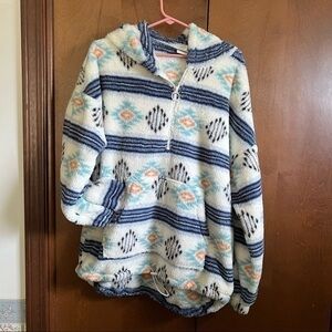 SO TRUE NWT Sherpa Quarter Zip Aztec Print Tunic Hoody Kangaroo Pocket Medium